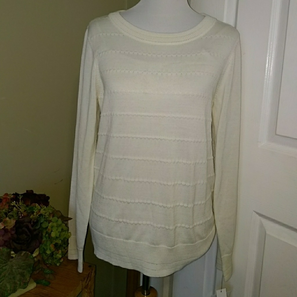 Very nice Liz Claiborne sweater